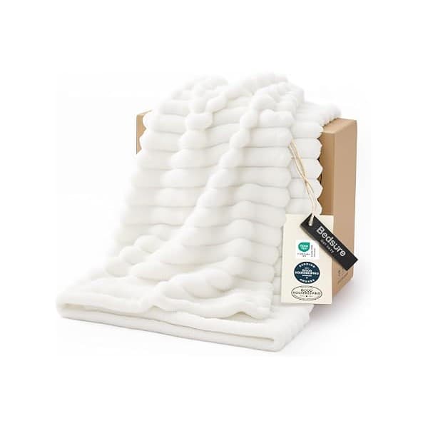 Trending on Amazon: Bedsure GentleSoft White Throw Blanket for Couch - Halloween Decorations for Fall Home Living Room Decor, Cozy Fleece Blanket, Christmas Birthday Gifts for Women Mom Her Girls, Off White, 50x60 in