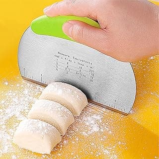 Stainless Steel Dough Scraper with Measuring Scale, 6.2 Inches Food Spatula for Vegetables, Bread, Pizza, Pastry, Baking & Kitchen Tool, Green